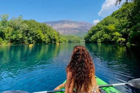 Sarande: Blue Eye Kajak und Tour zu Fuß