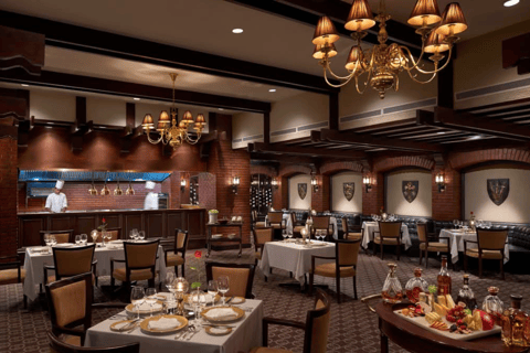 Colombo: Luxuriöses Steak-Dinner + Wein oder Cocktail und DessertColombo: Luxuriöses Steakessen + Wein oder Cocktail und Dessert