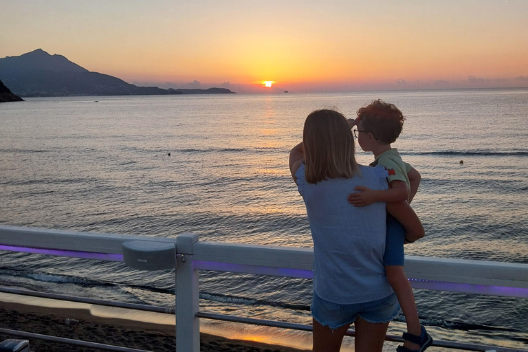 Procida : Excursion en bateau privé avec vue sur la mer et plongée en apnéeProcida Vue sur la mer