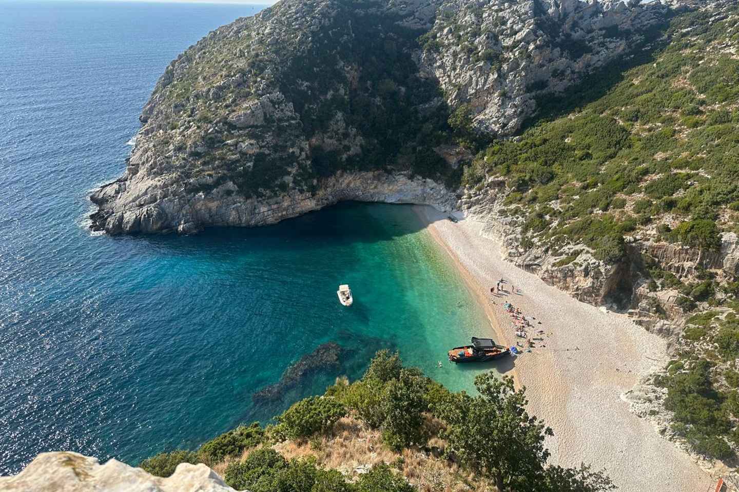 Himare: Exciting Boat Tour from Himare to Gramma Bay