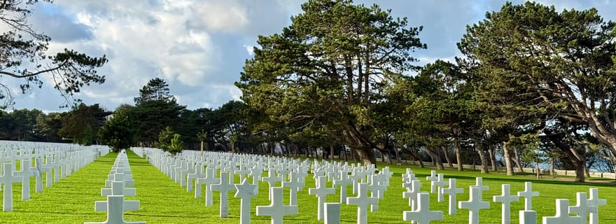 Comprendre le D-Day : Visite guidée d'Omaha Beach et du Cimetière américain