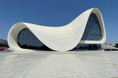 Baku: Layover City Tour with Airport Pickup and Return 4-Hour Standard Tour