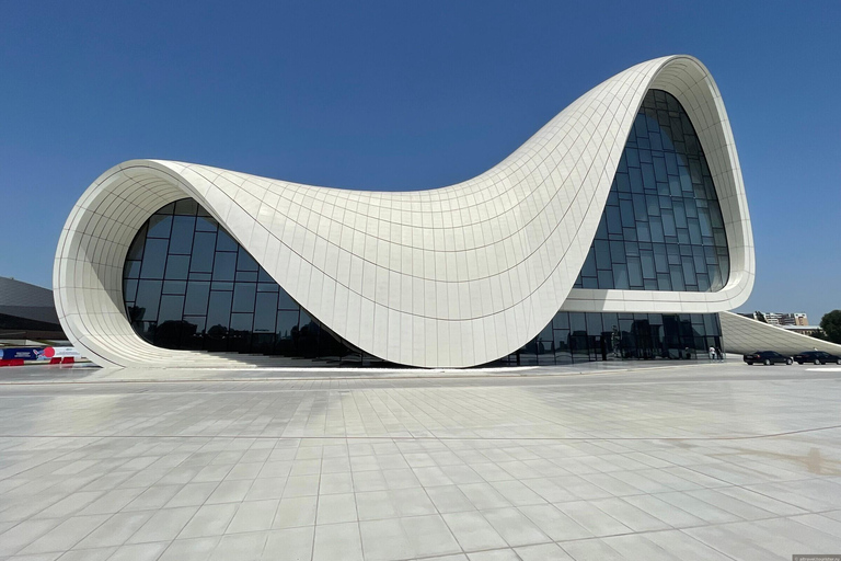 Baku: Layover City Tour with Airport Pickup and Return 4-Hour Standard Tour