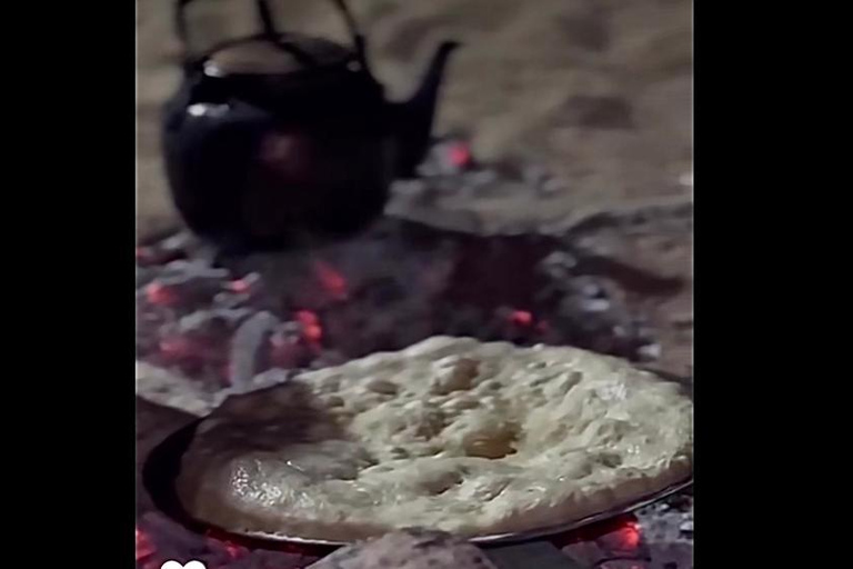 Jeddah or Mecca: Desert cooking class with a local dinner