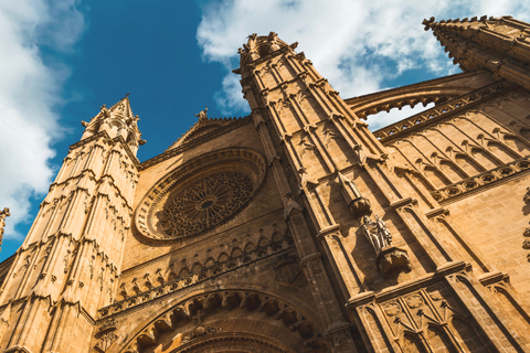 Palma de Mallorca: Private Guided Tour with Your Mobile Phone Palma de Mallorca: Private Guided Tour