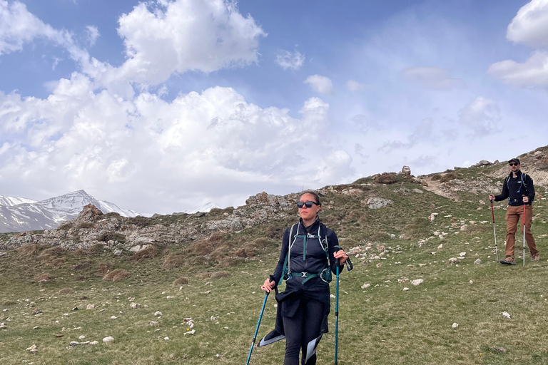 3 day trekking between mountain villages Khinaliq - Qriz Baku: 3 day trekking aroud mountain villages Guba - Khinalig