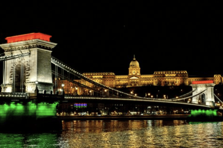 Danube Cruise 360 views with Guaranteed Rooftop Seats, Drink