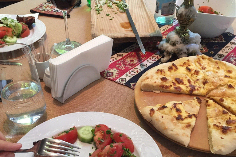 Adjara: Vineyard Tour with Wine Tasting and Lunch