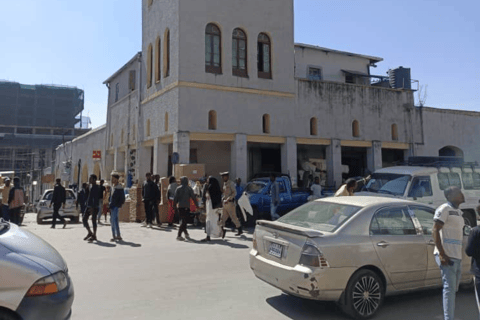 Authentic Addis Ababa Tour: Museum, Merkato & Coffee Ritual