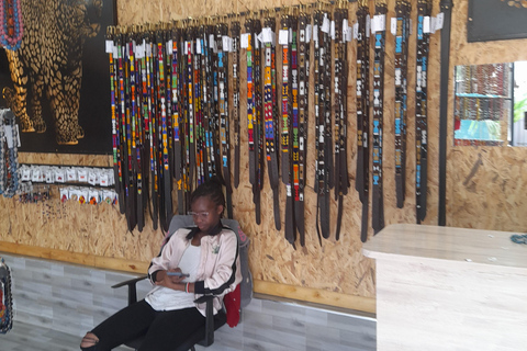 Giraffe center,Karen Blixen Museum and Beads factory tour