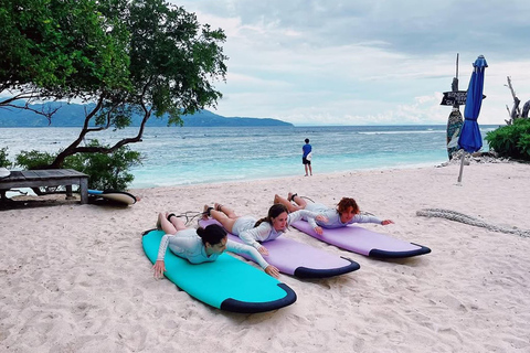 Gili Trawangan: Private Beginner & Intermediate Surf Lessons Surfboard Rental Only - Without Instructor
