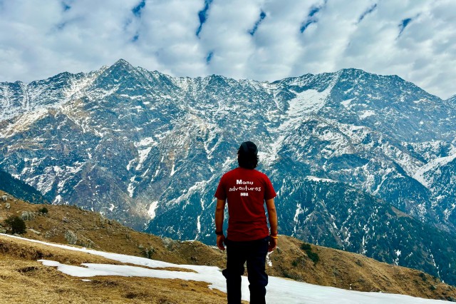 Visit Indrahar Pass Trek in Billing, Himachal Pradesh