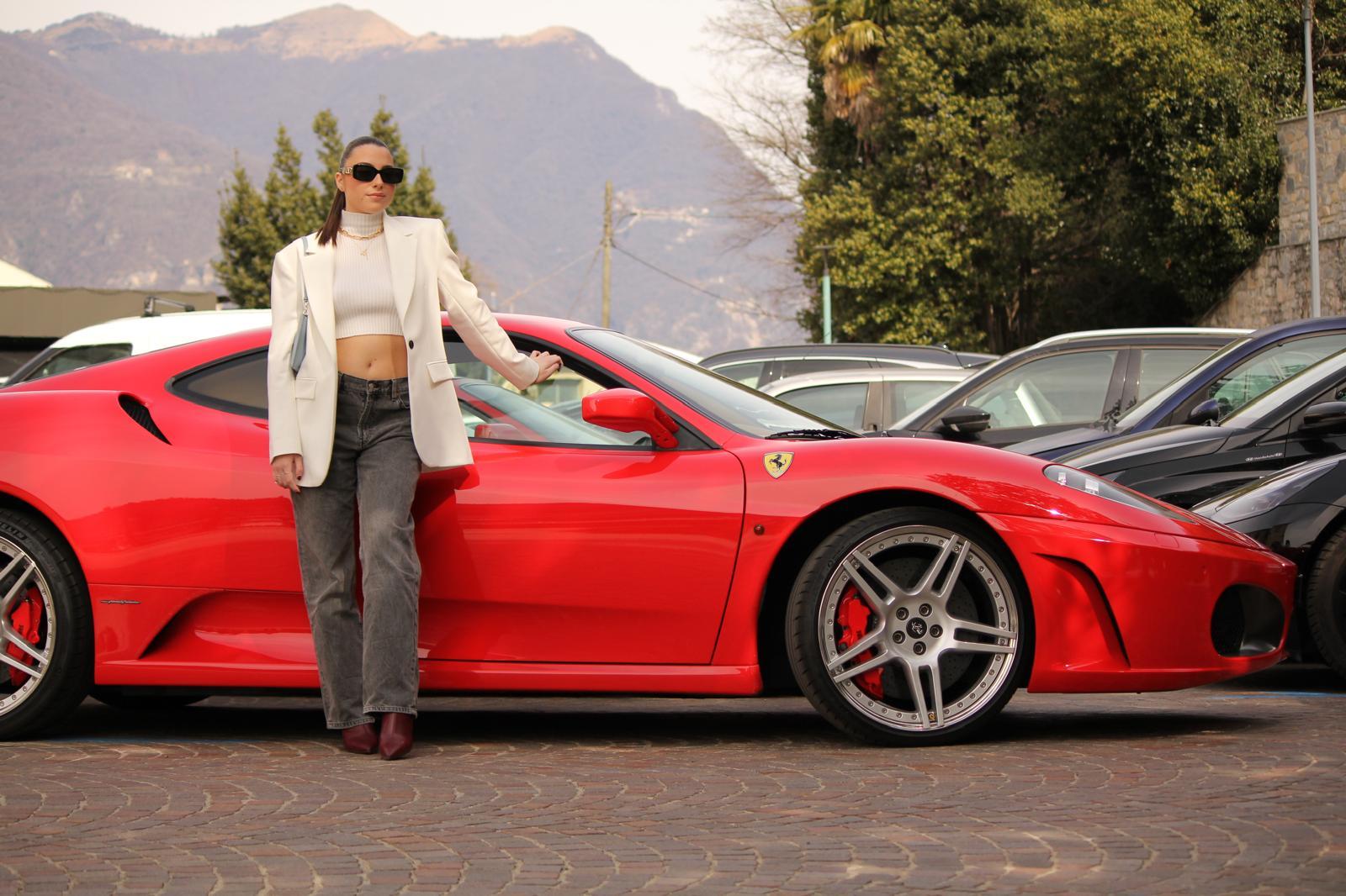Comer See: Supercar-Tour-Erlebnis mit Mittagessen und Aperitif