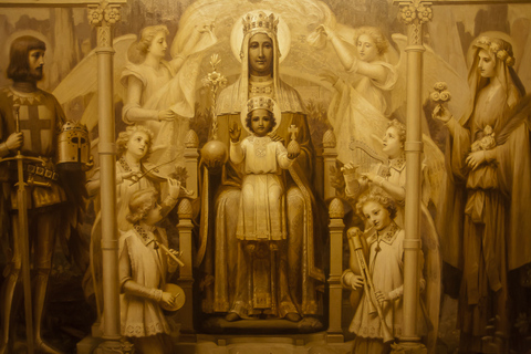 Tot Montserrat: Transport, Museum Tickets, and Lunch