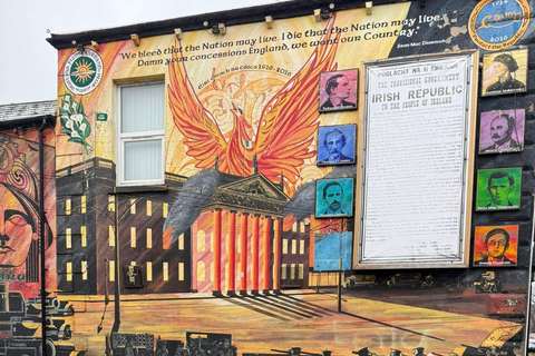 Official World Famous Belfast Taxi Tour™