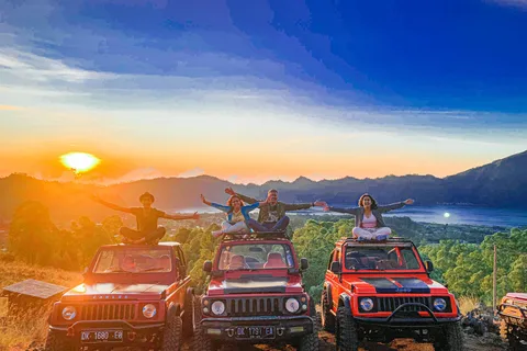 Bali: Amanecer en Jeep en el Monte Batur con traslados y desayuno