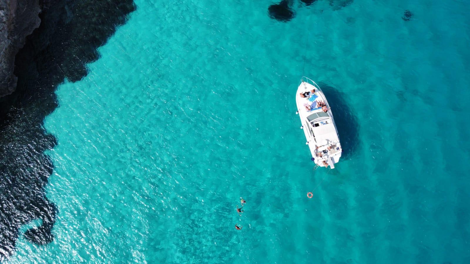 Von Trapani aus: EXKLUSIVE TOUR zu den Ägadischen Inseln – Favignana und Levanzo, Mittagessen an Bord
