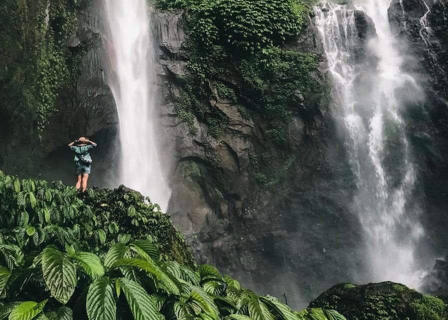 Norte De Bali Excursi N A La Cascada De Sekumpul Y Al Templo De Ulun