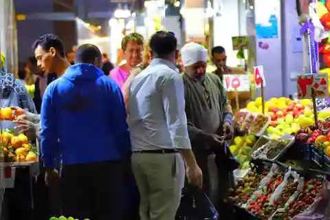 Hurghada: City Guided Tour with Local Market Stop