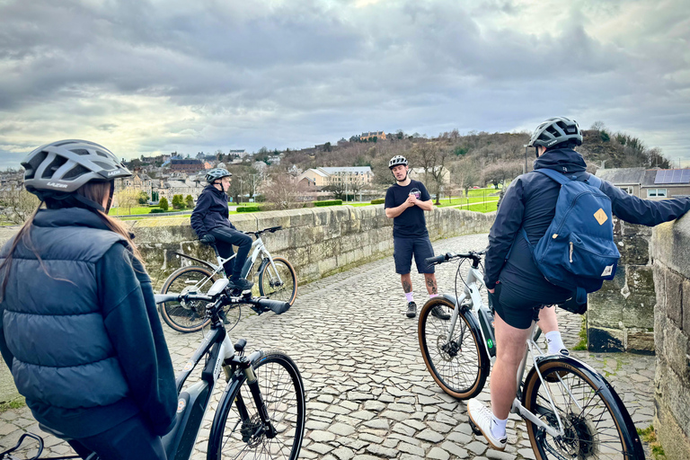 Stirling: The Essential E-Bike Tour of The City and Beyond Standard Bike