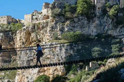 Matera: Tour of the Tibetan Bridge