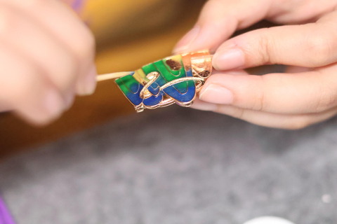 Guangzhou: Cold Enamel Brooch DIY Experience in Yongqingfang