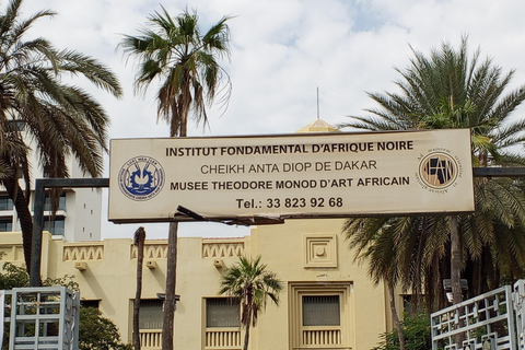Dakar: Muzeum Cywilizacji Czarnej i wycieczka do Théodor MonodDakar: muzea czarnej cywilizacji i wycieczka po Théodor Monod