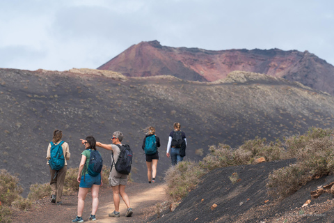 Lanzarote: Guided Hike discover volcano history and culture