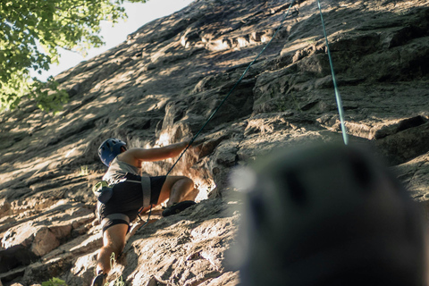 Escalada em Hattiban: Abraça a aventura