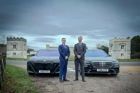 Chauffeur Limo Airport Transfer Heathrow-London
