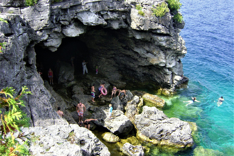 2 Day Discover Tobermory: Kayaking and Camping Adventure