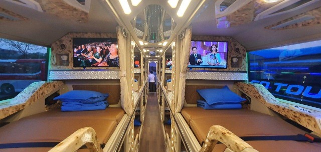 Visit Hanoi Transfer to or from Sapa in a Sleeper Bus in Hanoi