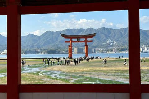 Hiroszima i Miyajima UNESCO - 1-dniowa wycieczka autobusowaZ dworca JR Hiroshima (bez lunchu)