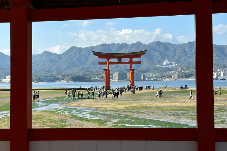 Hiroshima &amp; Miyajima UNESCO 1 dag bustourVanaf JR Hiroshima Station (zonder lunch)