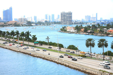 Miami: Dubbeldäckad busstur med valfri båtkryssningRundtur med dubbeldäckad buss