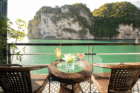 Hanói: 2 dias de cruzeiro Halong-Lan Ha Bay BEST SELLER 5* com varanda