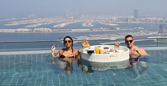 Dubai: Elite Tour with Sky Pool, Shopping, and Hotel Pickup