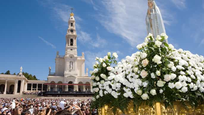 Desde Lisboa: Fátima, Nazaré, Batalha y Óbidos Visita guiada