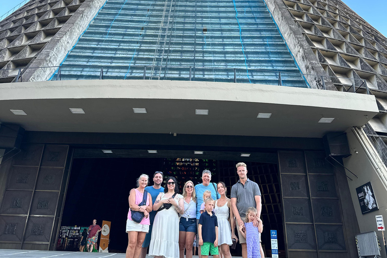 Private Custom 8-hour Exclusive tour in Rio with VIP tickets Private 8-hour tour with VIP tickets: Special Languages