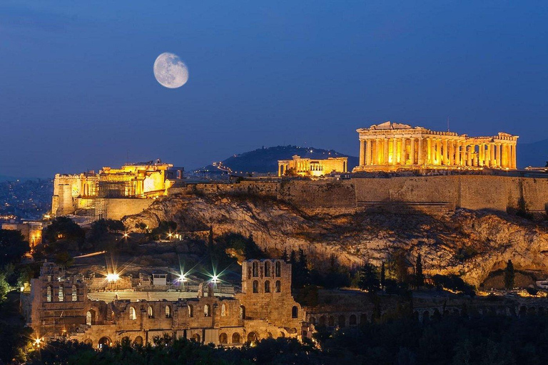 Athens: Night Walking Tour with Local Guide