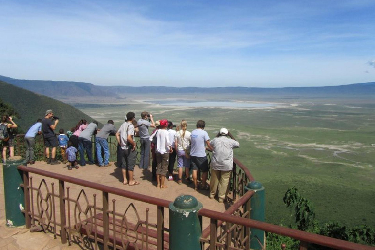 Arusha ; visite de groupe (site du patrimoine mondial) Cratère du Ngorongoro