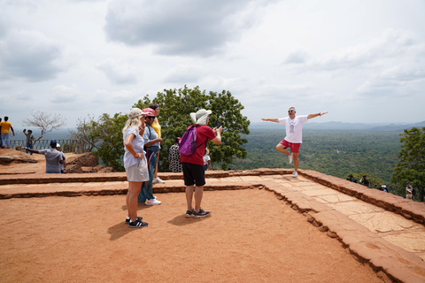 Sigiriya, Dambulla & Elephant Safari day tour from Negombo