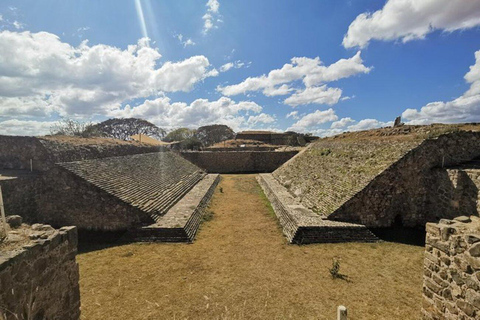 Oaxaca: Raíces Oaxaqueñas (Monte Alban)Oaxaca: Korzenie Oaxaca