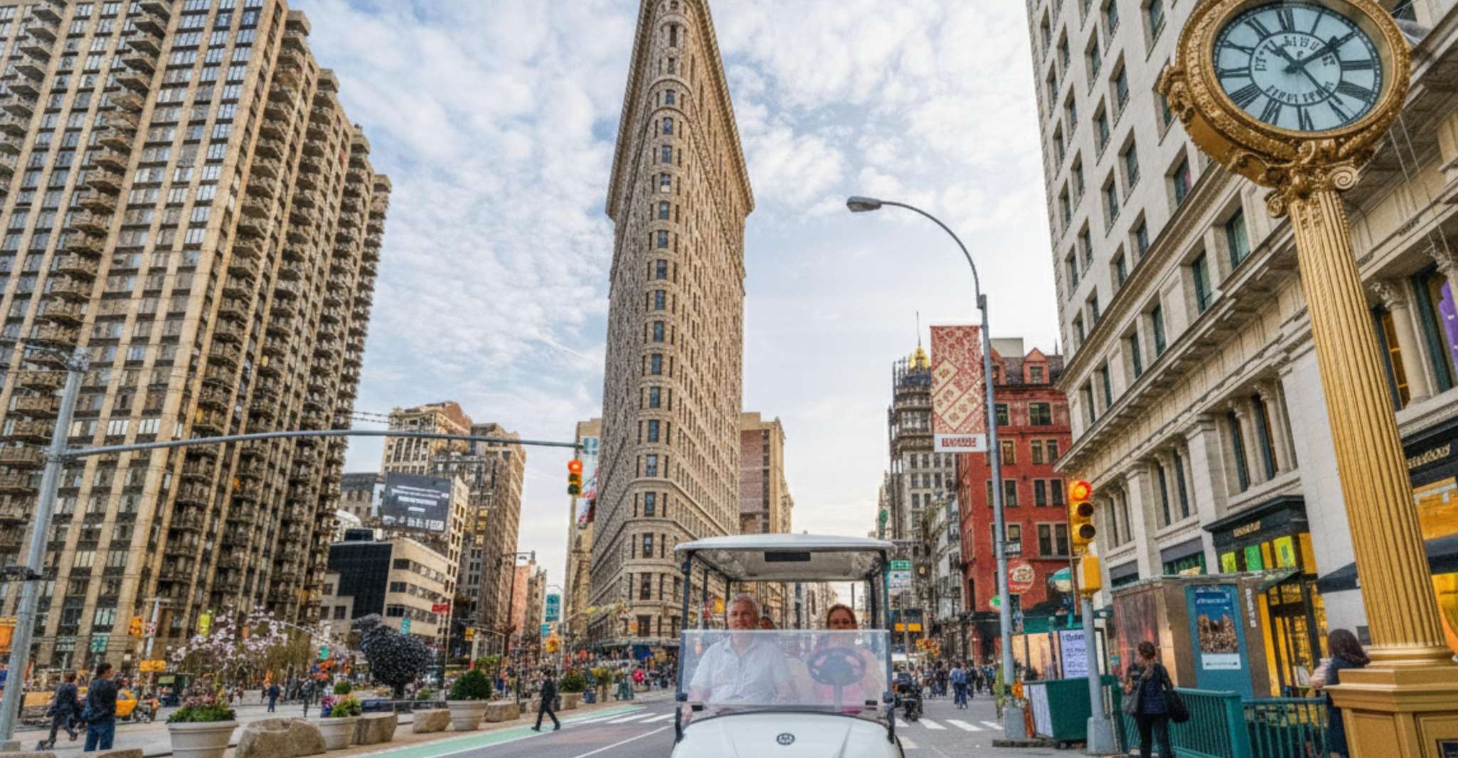 NYC: New York City Landmarks & History City Tour by Cart