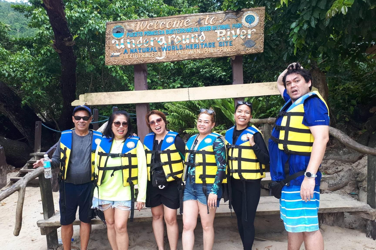 Puerto Princesa : Tour en bateau privé de la rivière souterraine