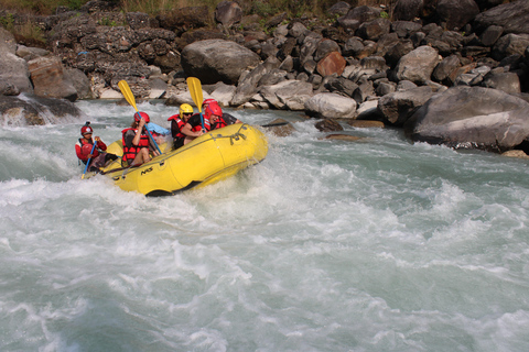 Pokhara halvdag vitt vatten: Rafting i övre SetiPokhara äventyr