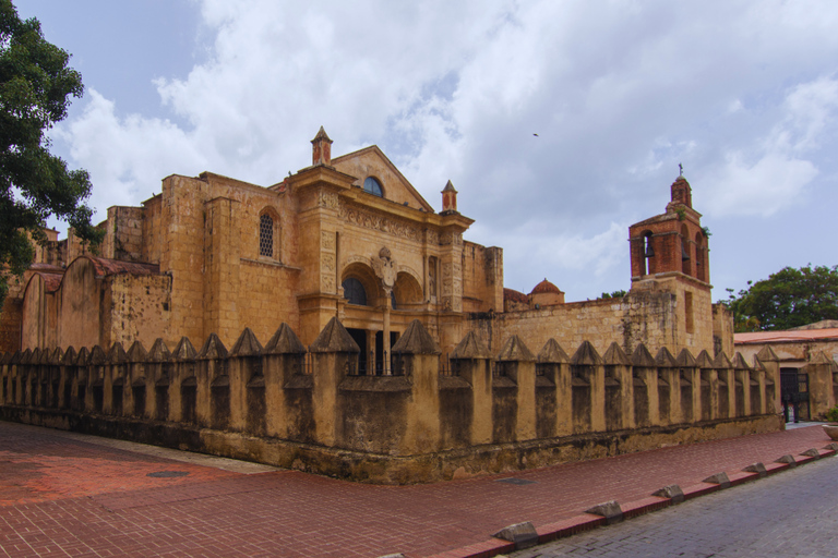 Exclusive VIP Excursion: Santo Domingo from Punta Cana – Private Service