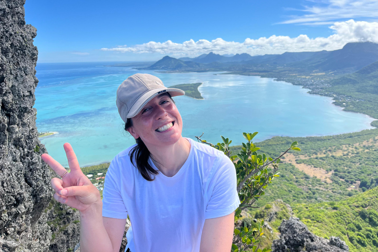 Mauritius: Le Morne: Guided Hike into Africa’s hidden gem