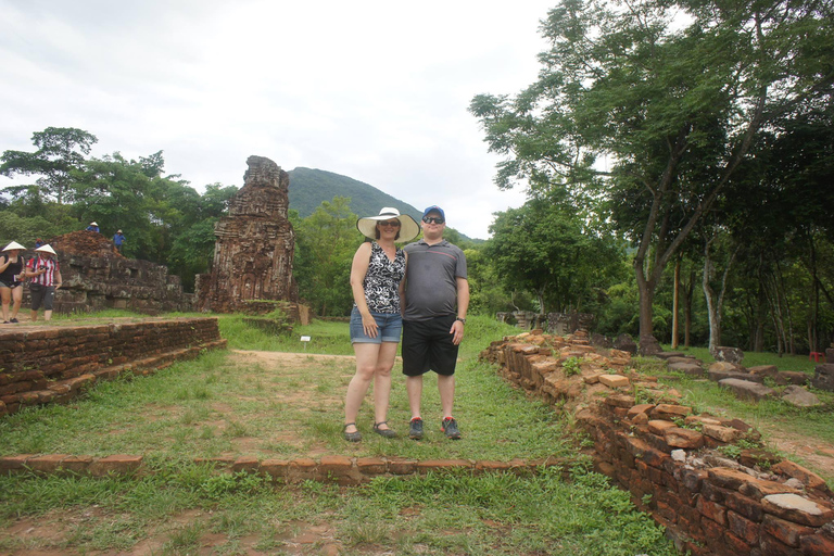 Von Hoi An/Da Nang: Tour zum My Son Heiligtum mit Auto und BootPrivate Tour: Abholung in Hoi An oder Da Nang