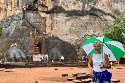 Kandy to Sigiriya Day Tour with Roti Class Experience